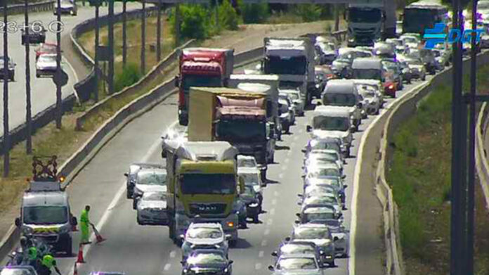 Operación salida de agosto: consejos de seguridad vial para prevenir accidentes y evitar retenciones