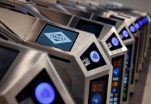 Pagar con tarjeta en los tornos del Metro de Madrid es posible desde este lunes