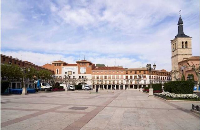 Evolución de la Plaza Mayor de Torrejón de Ardoz en fotografías