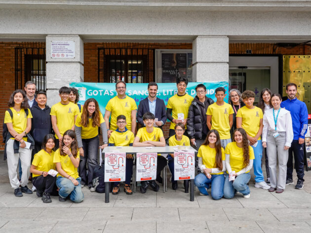 Los alumnos del IES León Felipe participan en la Maratón de Sangre del Hospital de Torrejón