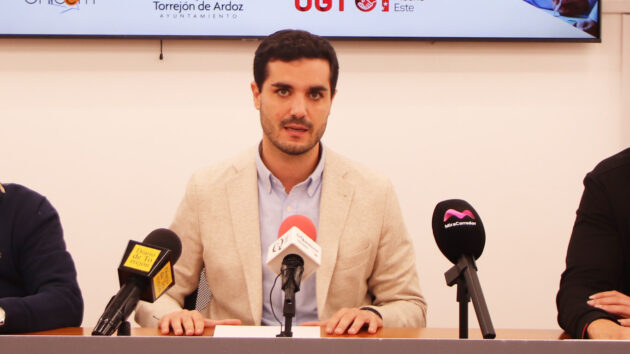 Alejandro Navarro destaca que los datos de empleo de la ciudad reflejan «la consolidación de la recuperación económica local»