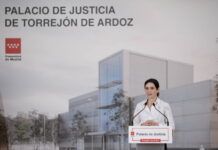 Ayuso critica al Gobierno por el descarrilamiento del tren en San Fernando de Henares: «Es la viva imagen de la gestión de Pedro Sánchez en Madrid»