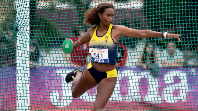 La atleta torrejonera Eva Marie Pauline bate el récord de España sub-16 de lanzamiento de disco en dos días consecutivos