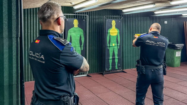 La Policía de Torrejón se forma en dispositivos TASER 7 y 10, los modelos más avanzados