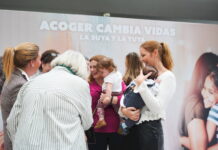 La Comunidad de Madrid lanza una campaña para promover el acogimiento familiar de menores tutelados