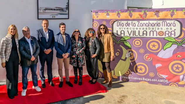 El alcalde Alejandro Navarro, pregonero de la Fiesta de la Zanahoria Morá de Cuevas Bajas (Málaga)