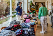 La Residencia Amavir organiza un mercadillo solidario a beneficio del Comedor Solidario de Torrejón