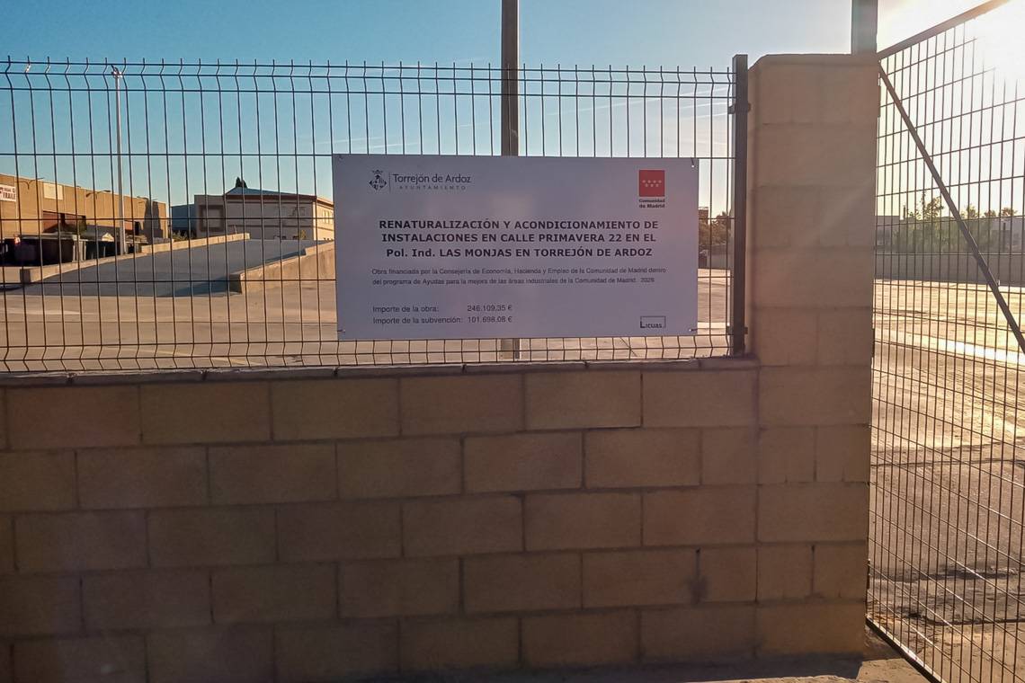 Torrejón renaturaliza una parcela en el Polígono Las Monjas con un nuevo jardín y dos islas de biodiversidad