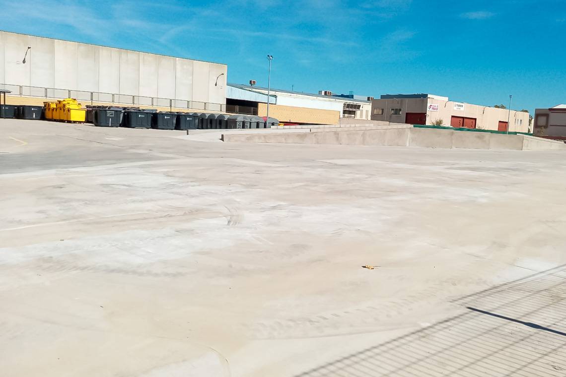 Torrejón renaturaliza una parcela en el Polígono Las Monjas con un nuevo jardín y dos islas de biodiversidad