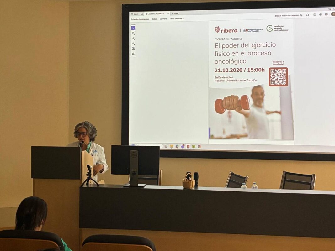 El Hospital de Torrejón conmemora el Día del Cáncer de Mama con ejercicio físico - imagen 1